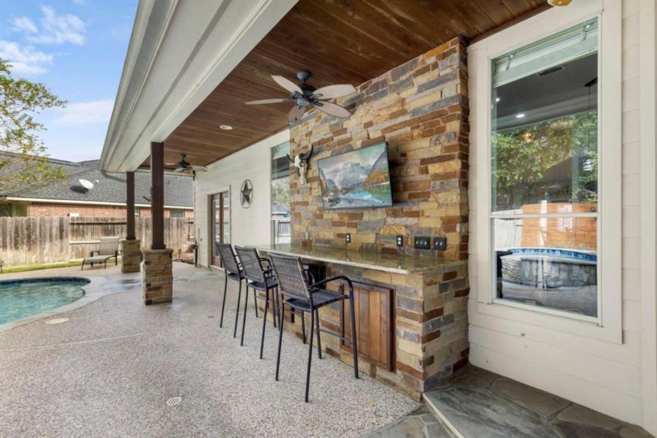 The Woodlands Escape With Heated Pool And Gameroom Conroe Exterior photo